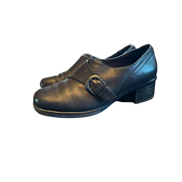 Liz Baker Women's Black Leather Slip On Heeled  Loafers With‎ Buckle Size 6.5 - Picture 1 of 4